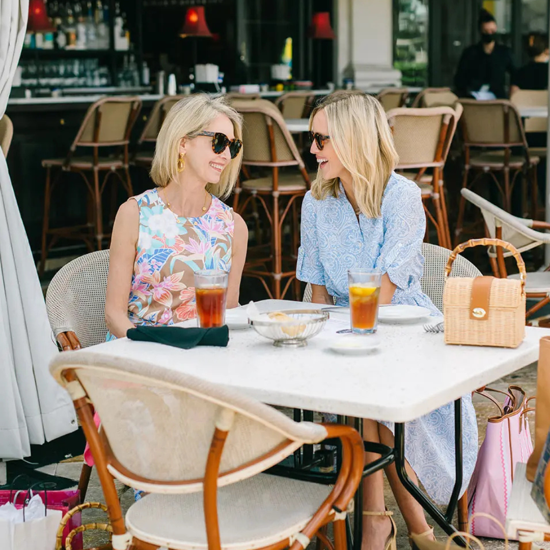 postpartum gifts for moms, what to get a postpartum mom